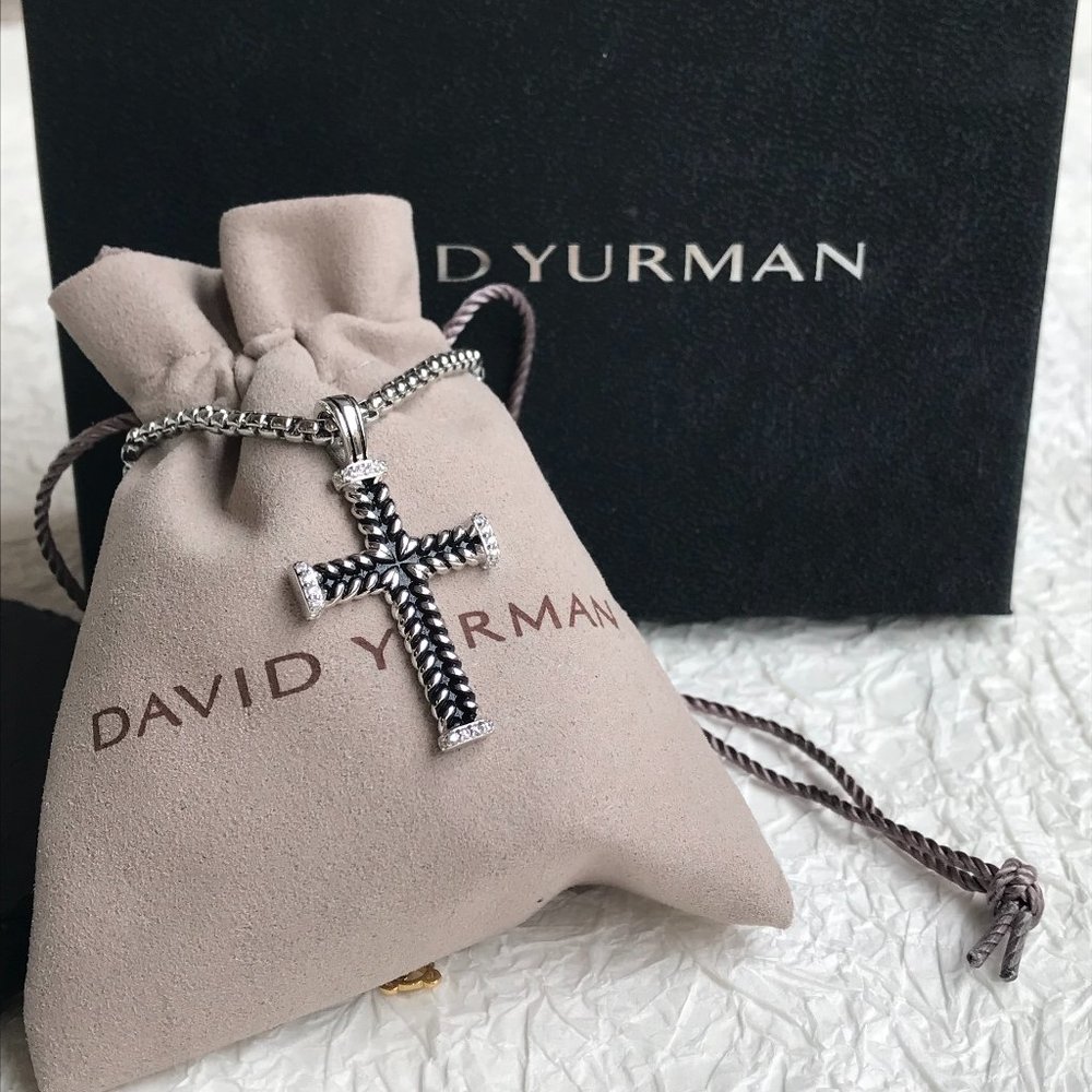 David Yurman CHEVRON CROSS PENDANT in Sterling Silver